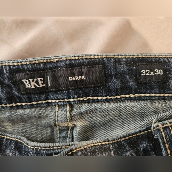 BKE Men's Classic Indigo Derek Jeans 32x30 - Picture 5 of 7